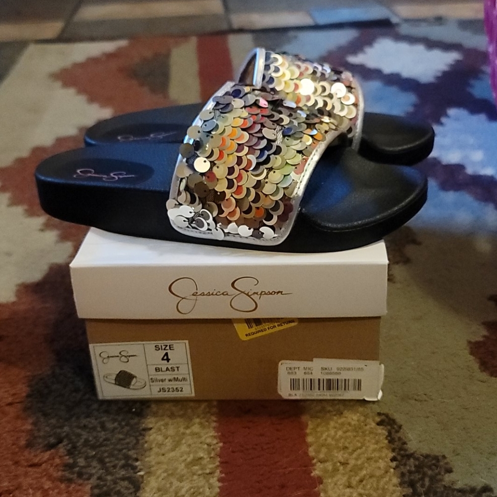 Sandles